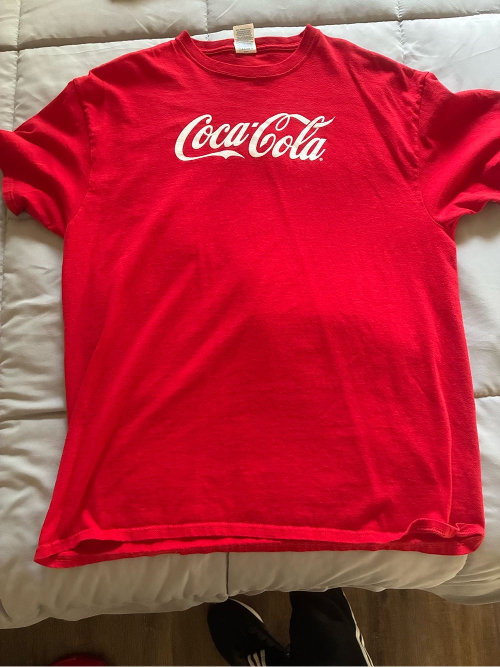 Gildan Red Coca-Cola Logo Short Sleeve Tee